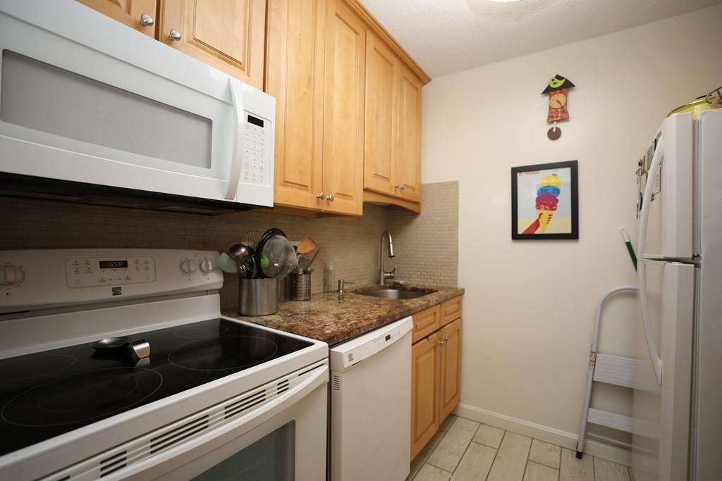 111 Perkins Street - Photo 1