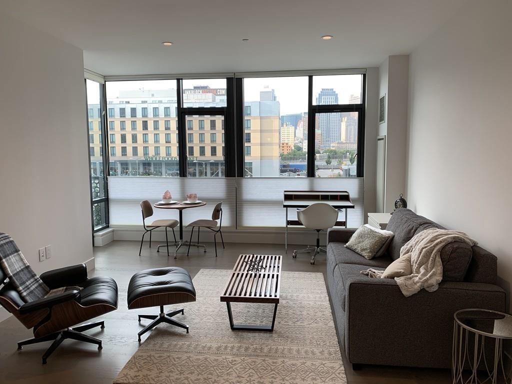 40 Traveler St - Photo 1