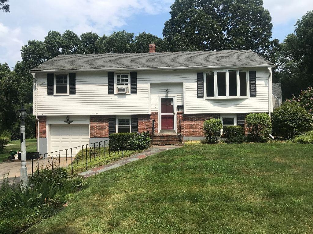 10 Windsor Dr - Photo 1