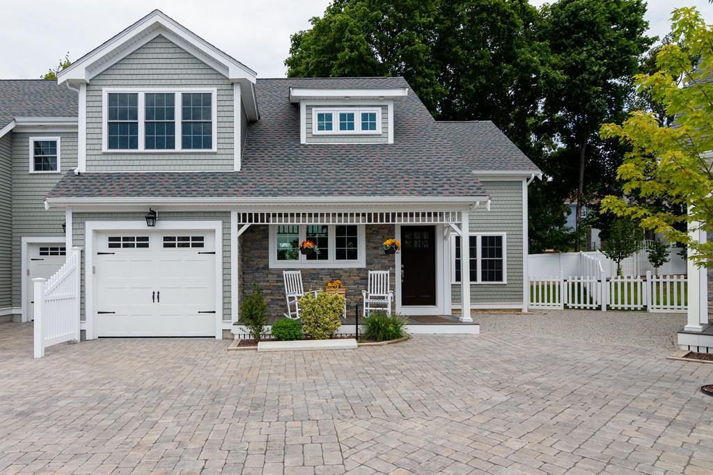 135 Sumner Street - Photo 1