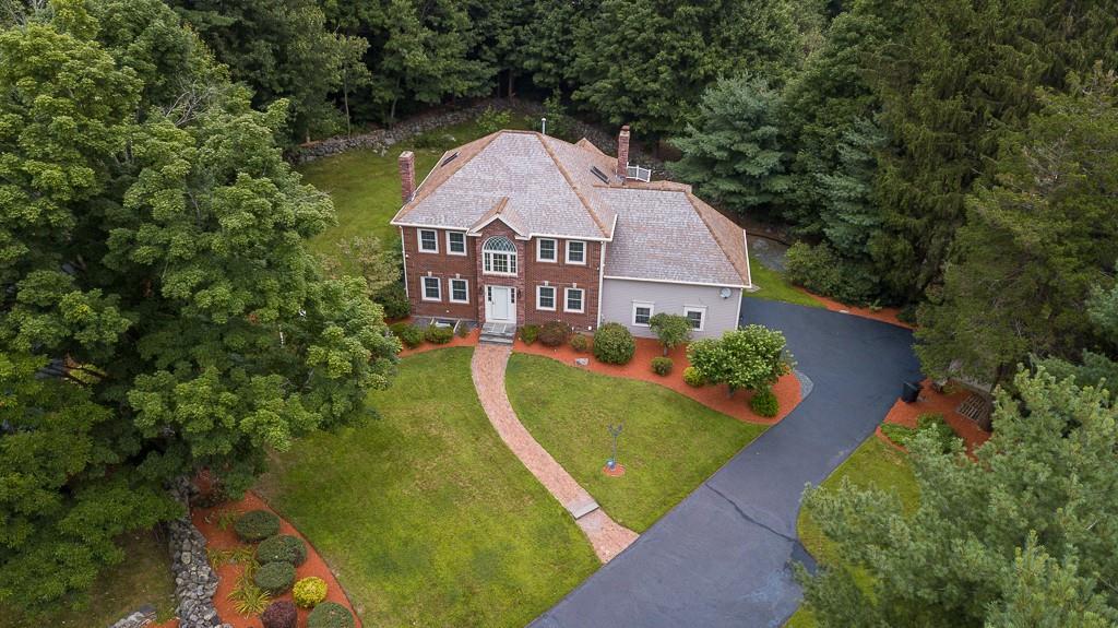 85 Colonial Drive - Photo 1