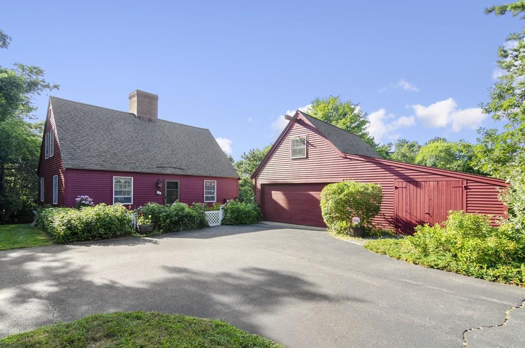 211 Oxford - Photo 1