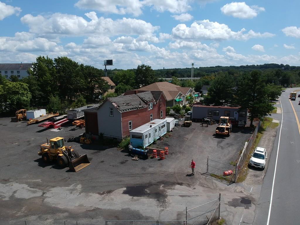 11 Cross St - Photo 1