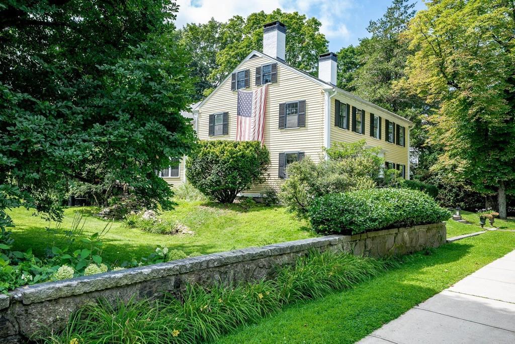 36 Andover St - Photo 1
