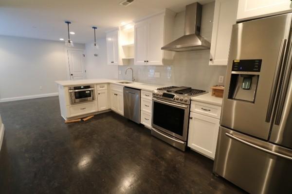 321 Dorchester Street - Photo 1