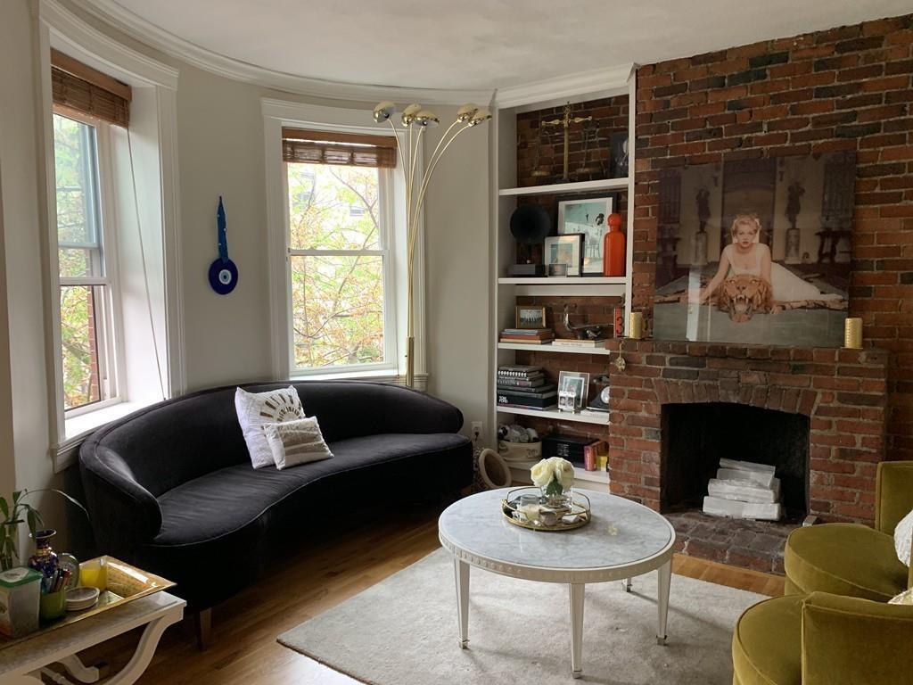 11 Albemarle Street - Photo 1