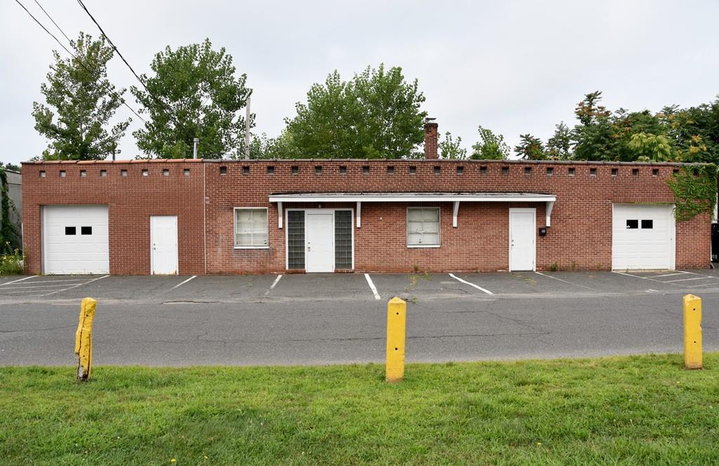 18 Maple Ct - Photo 1