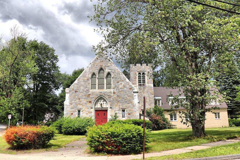 209 Lawrence Street - Photo 1