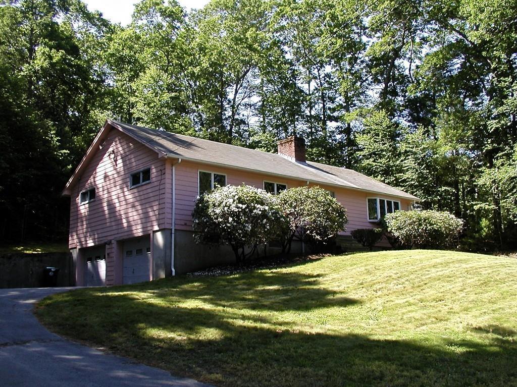 195 Oak St - Photo 1