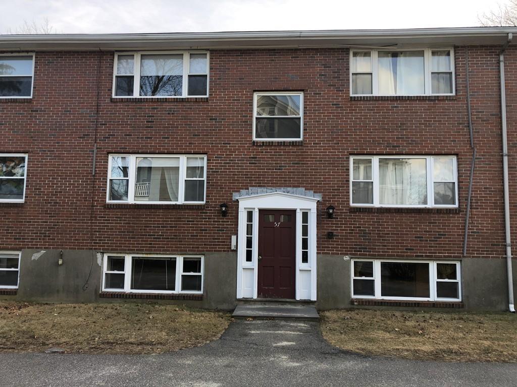 59 Newbury - Photo 1