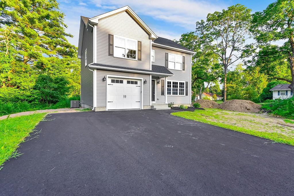 124 Saint James Avenue - Photo 1