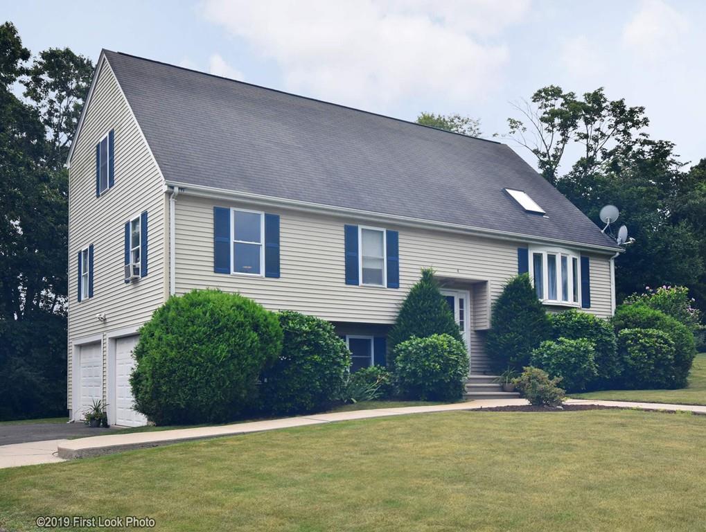 4 Cherry Tree Ln - Photo 1