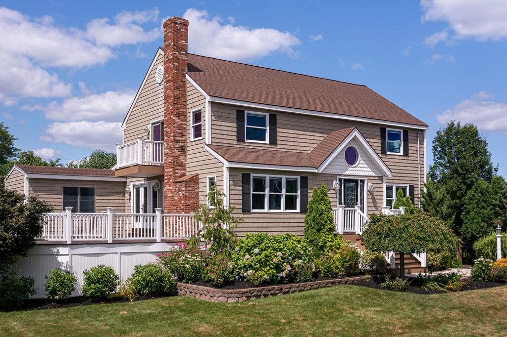 11 Vernon Avenue - Photo 1