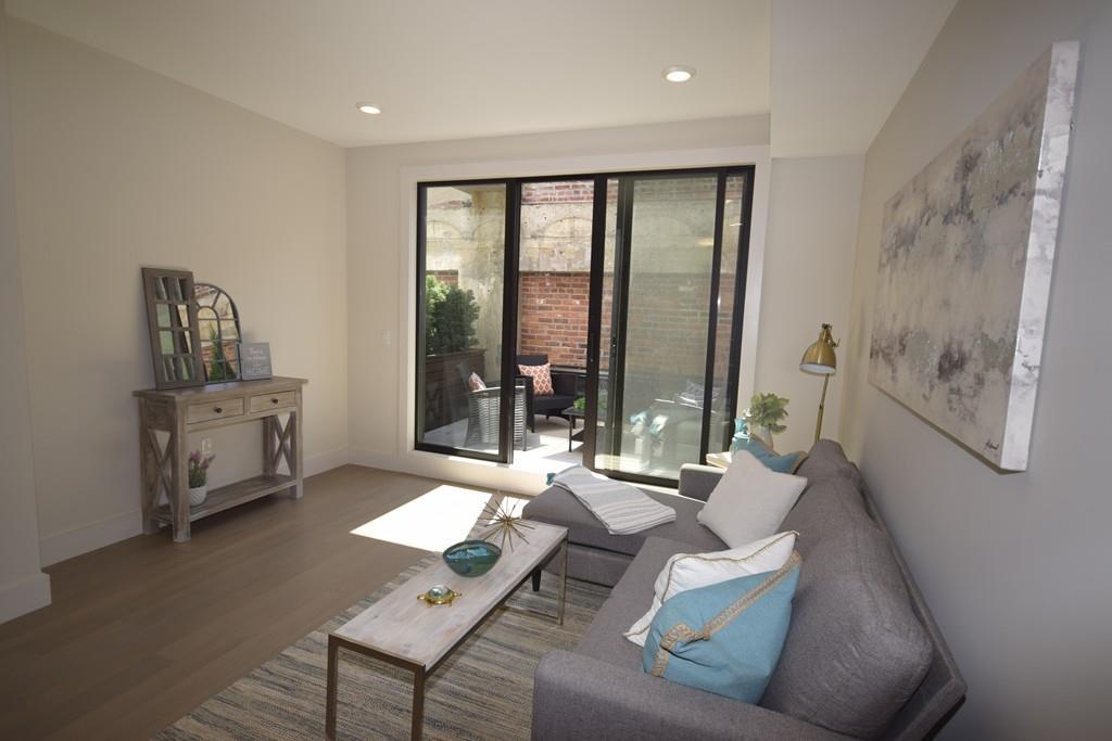 121 Portland Street - Photo 1
