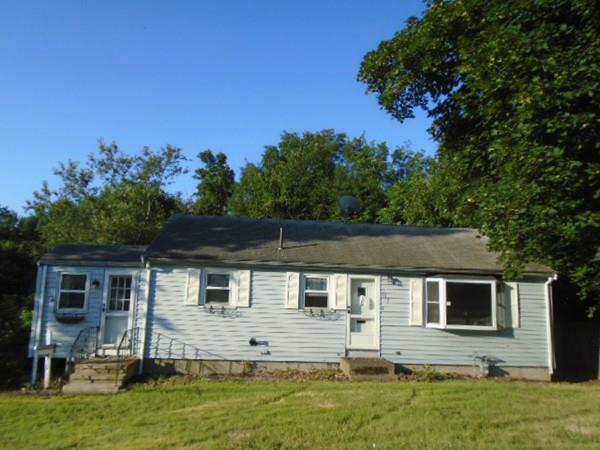 319 East St - Photo 1
