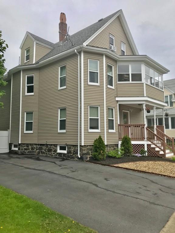 138 Lakeview Ave - Photo 1