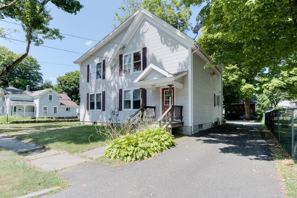 1018-1020 Maple St - Photo 1