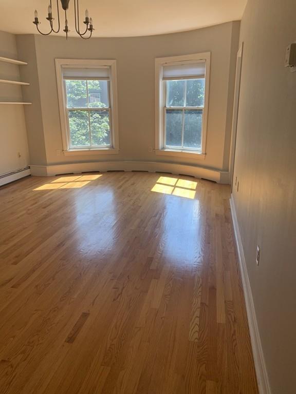 87 Waltham - Photo 1
