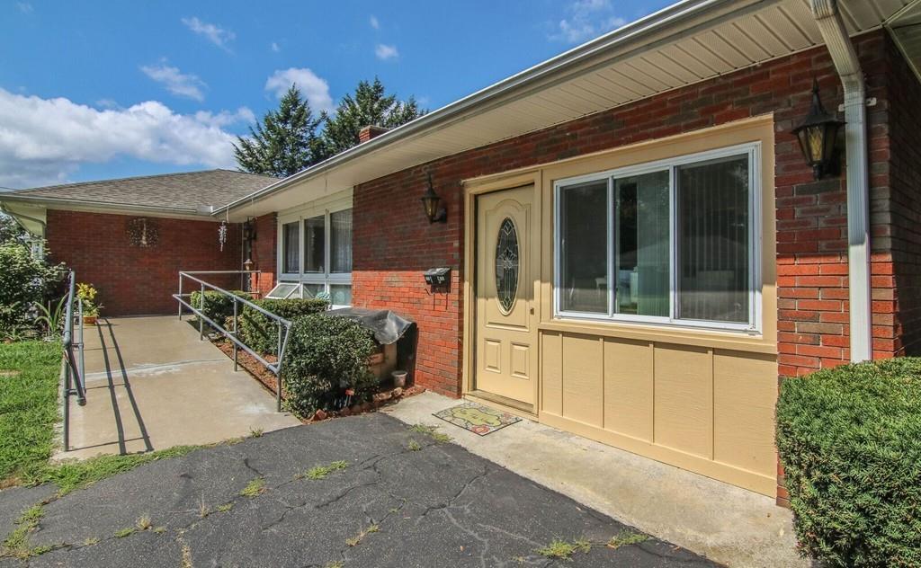 15 Aldrich St - Photo 1