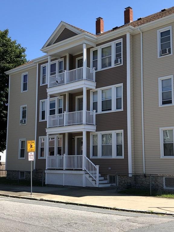 176 Charles - Photo 1