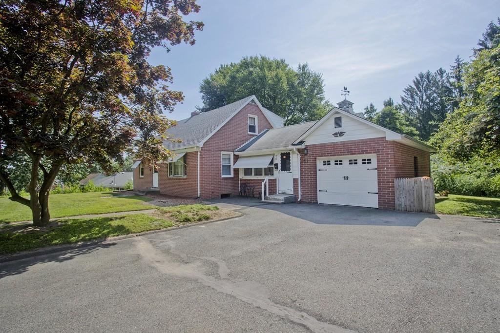 51 Howard St - Photo 1