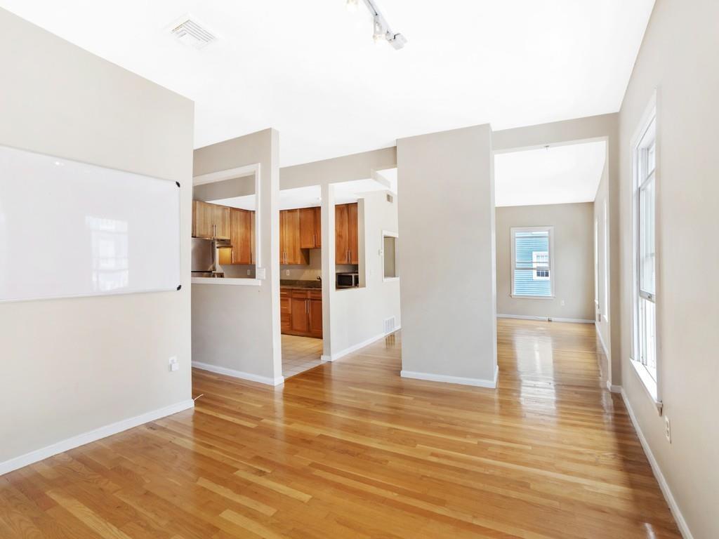 174 W 8Th St - Photo 1