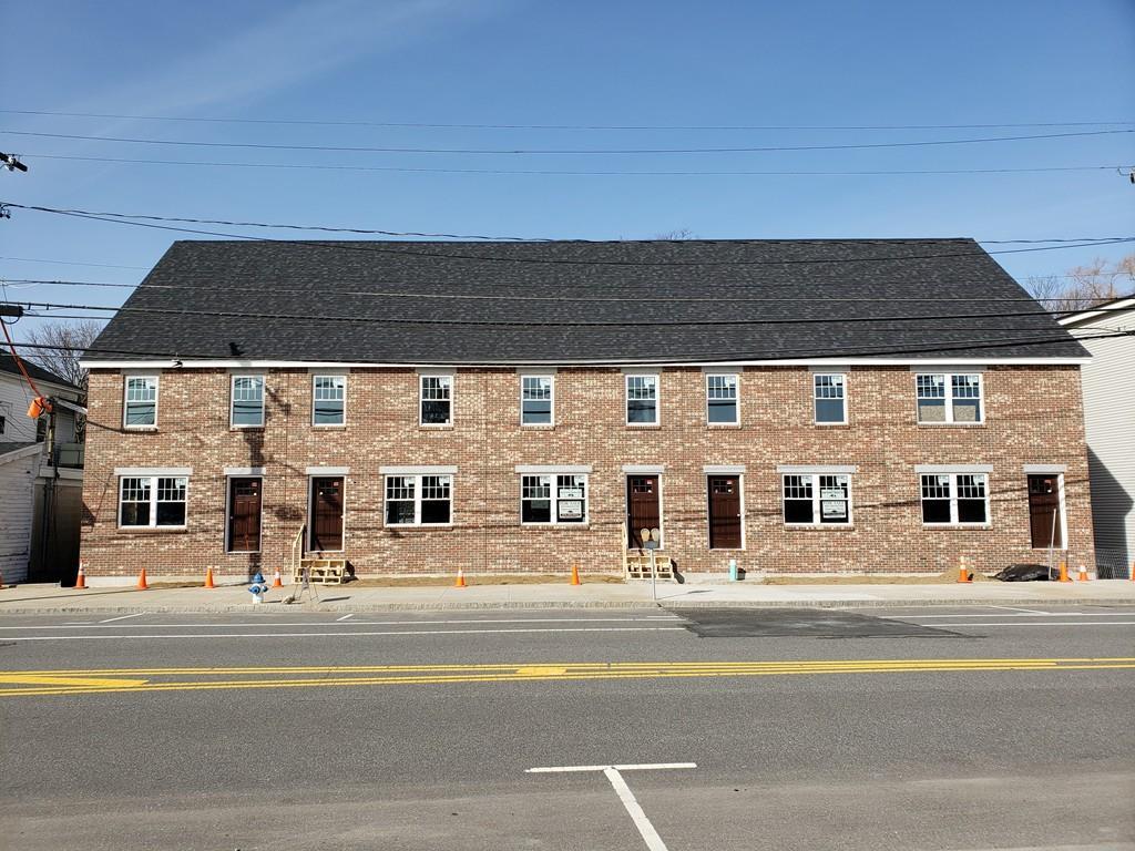 173 Main St - Photo 1