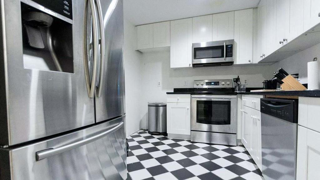 10 Weston Ave - Photo 1