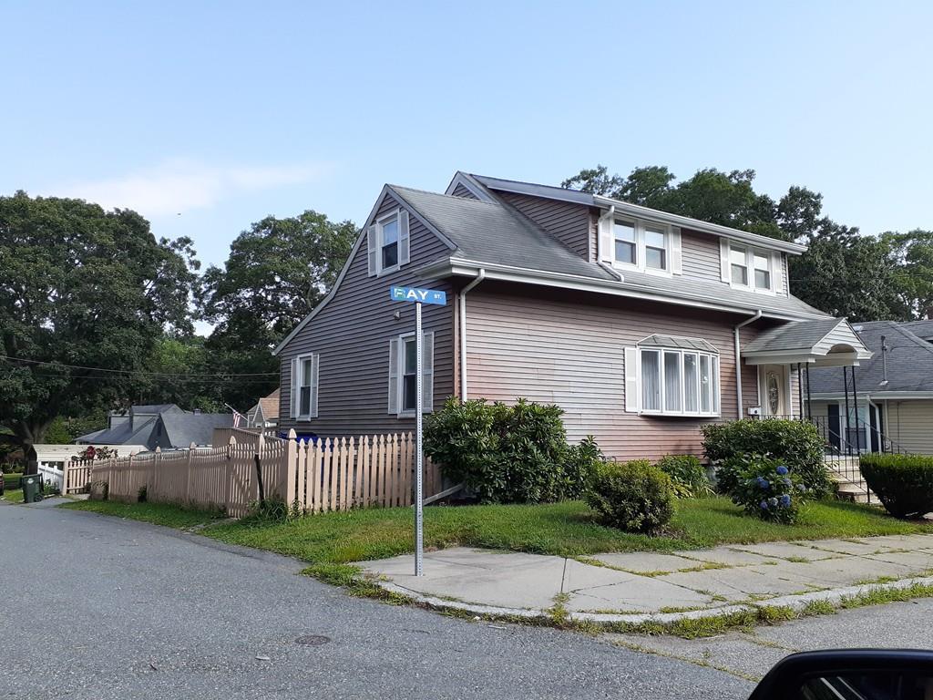 153 Ray St - Photo 1