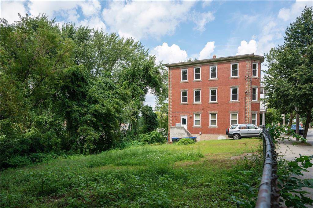 700 Charles St - Photo 1 700 Charles St - Photo 1