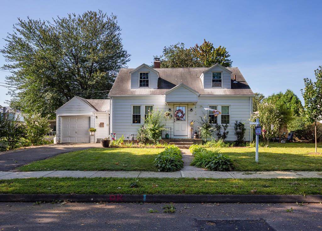 43 Saint Anthony - Photo 1