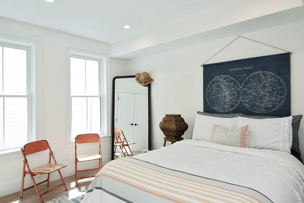 161 Leyden Street - Photo 1