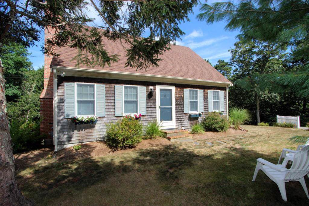 605 Brackett Rd - Photo 1