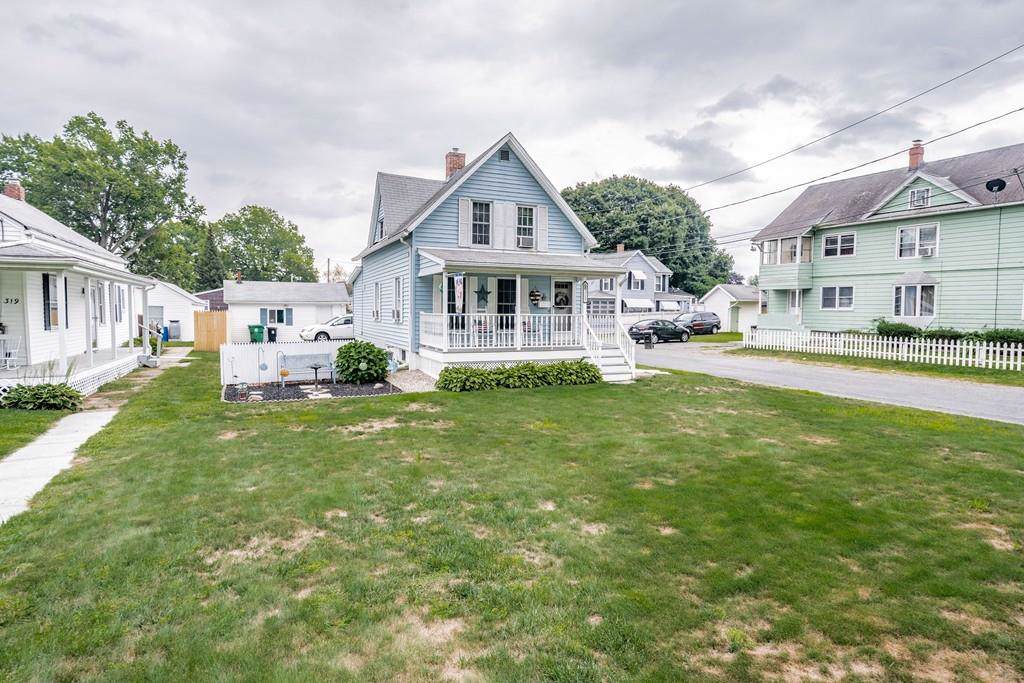 317 Chicopee St - Photo 1