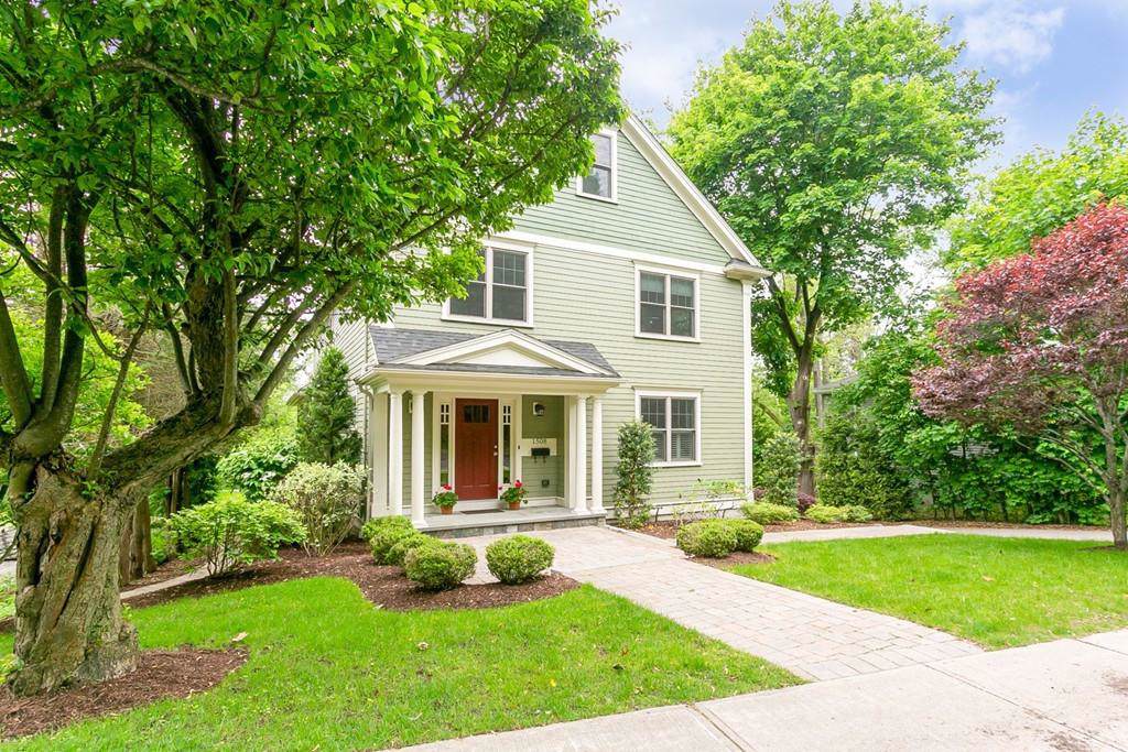 1508 Great Plain Ave - Photo 1