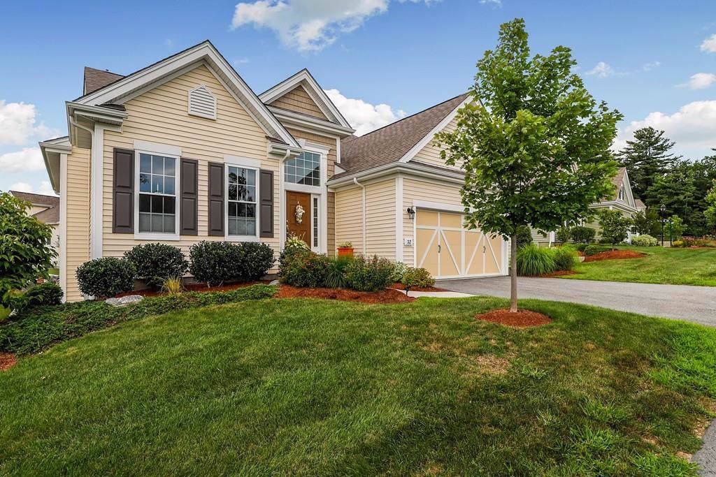 32 Parkland Ln - Photo 1