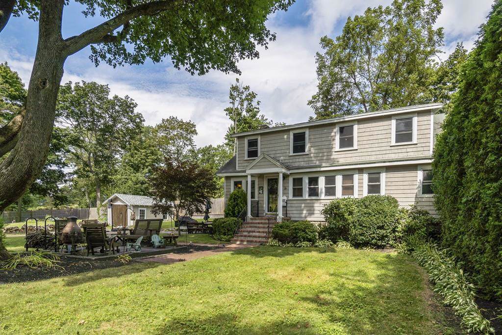 16 Surry Road - Photo 1