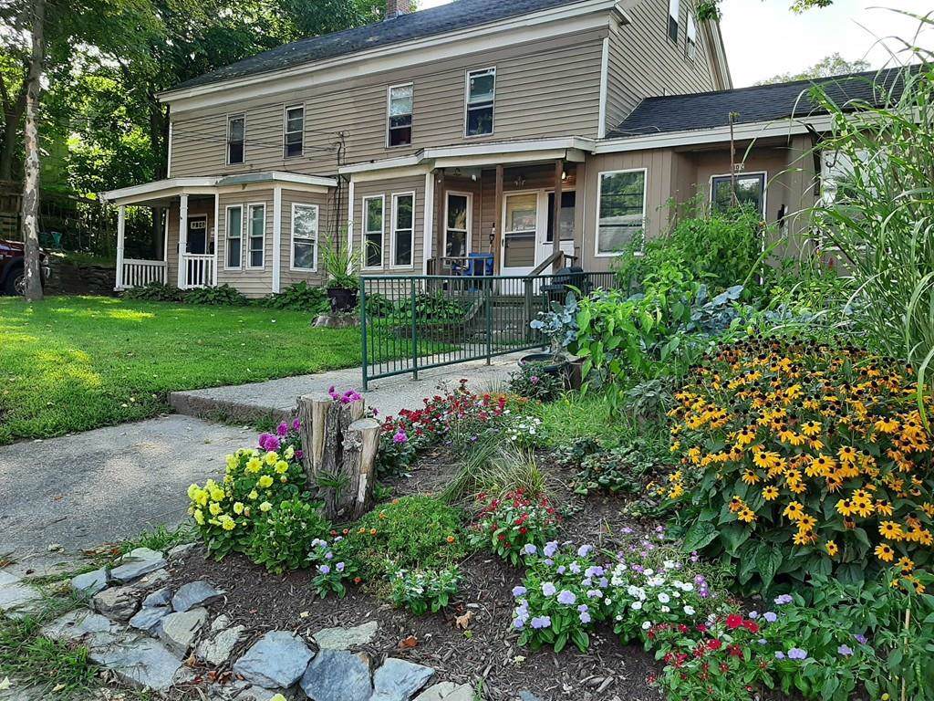 130 W Main St - Photo 1