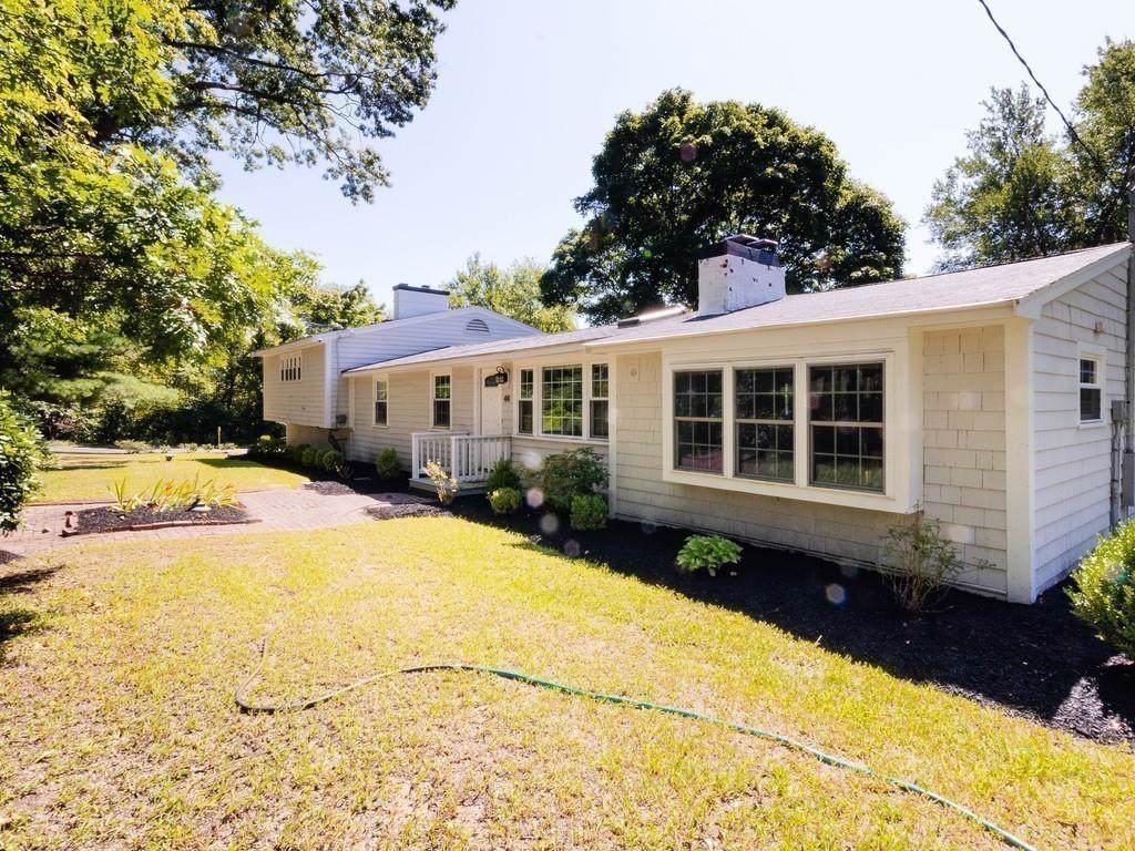 44 Cushing Street - Photo 1