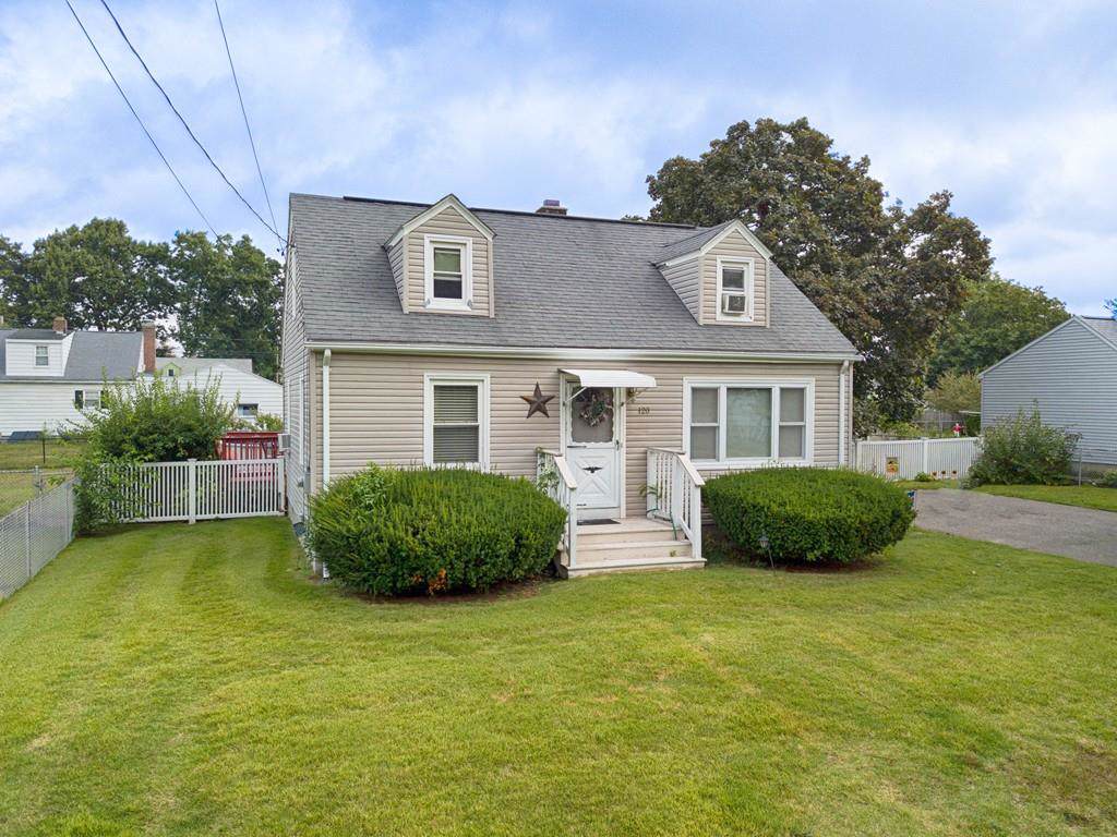 120 Chateaugay Street - Photo 1