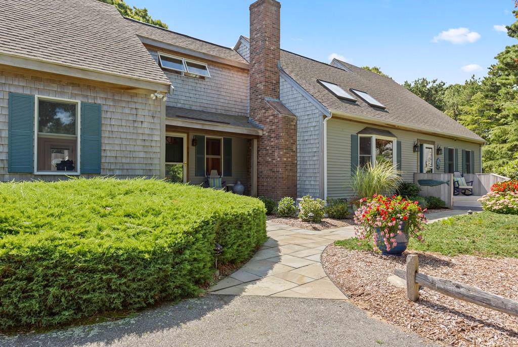 100 Seaward Way - Photo 1