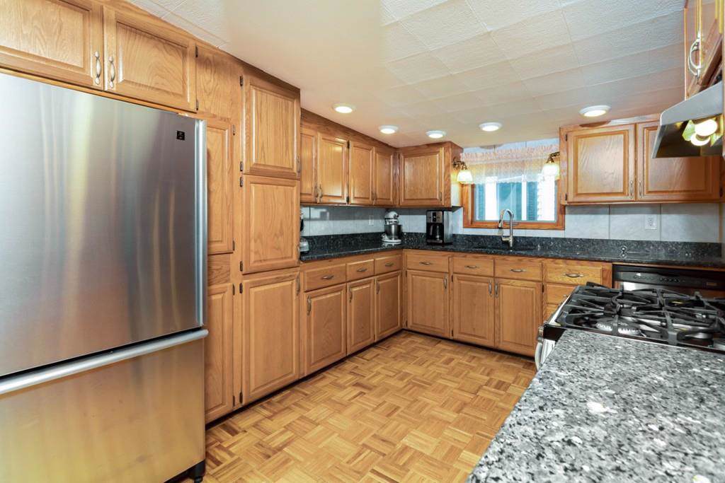 62 Willow Street - Photo 1