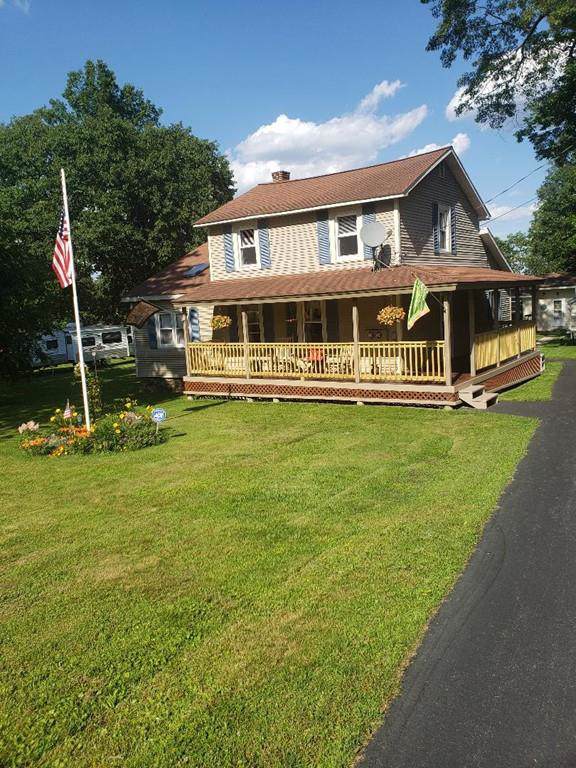 24 Redfield - Photo 1