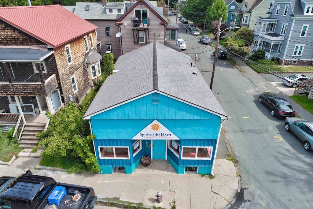 47 Market St - Photo 1