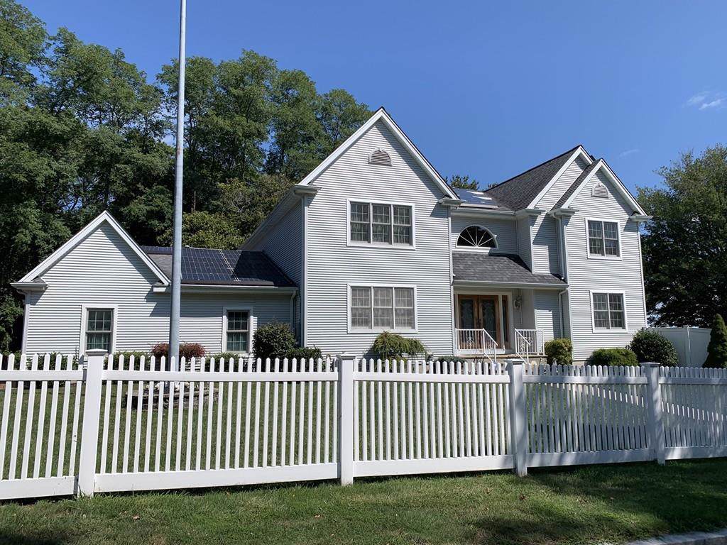 1300 Newhall St - Photo 1