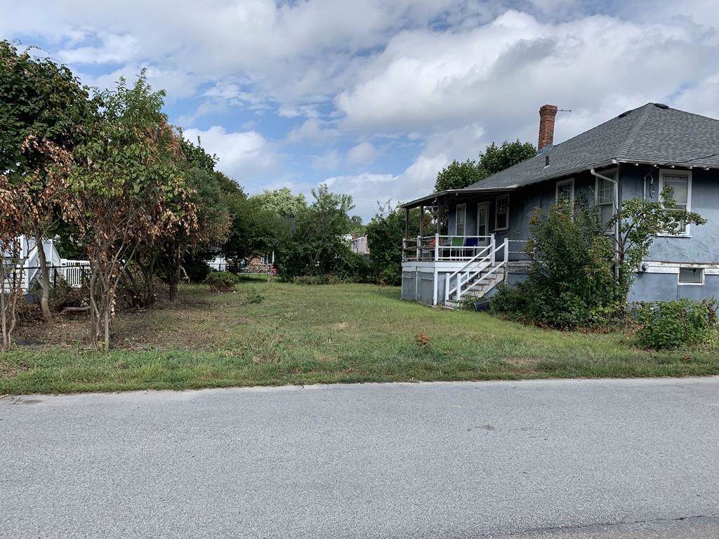 243 Kingsley Road - Photo 1