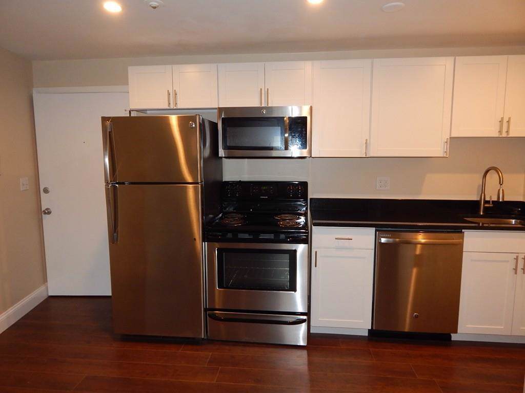 1 Old Colony Rd - Photo 1