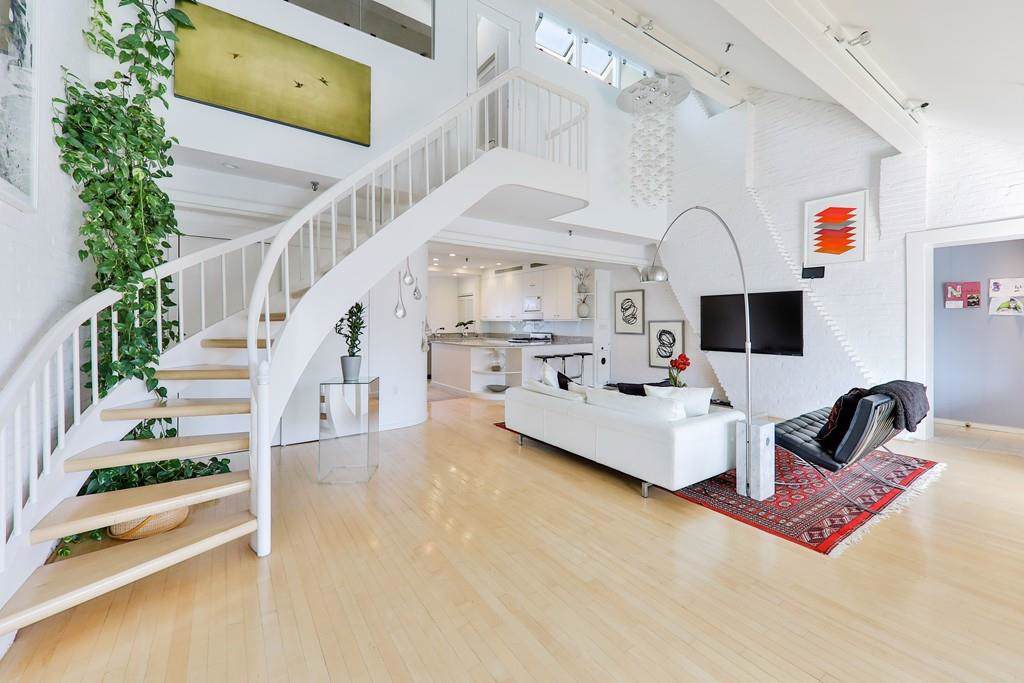 43 Commercial Wharf - Photo 1