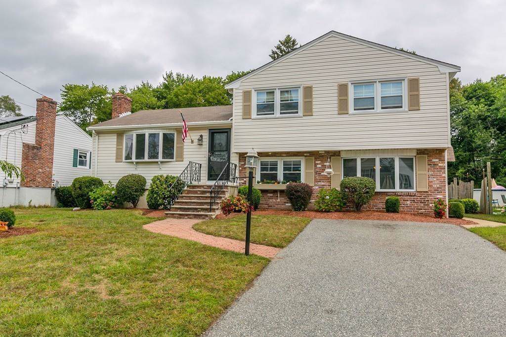 10 Richmond Ave - Photo 1