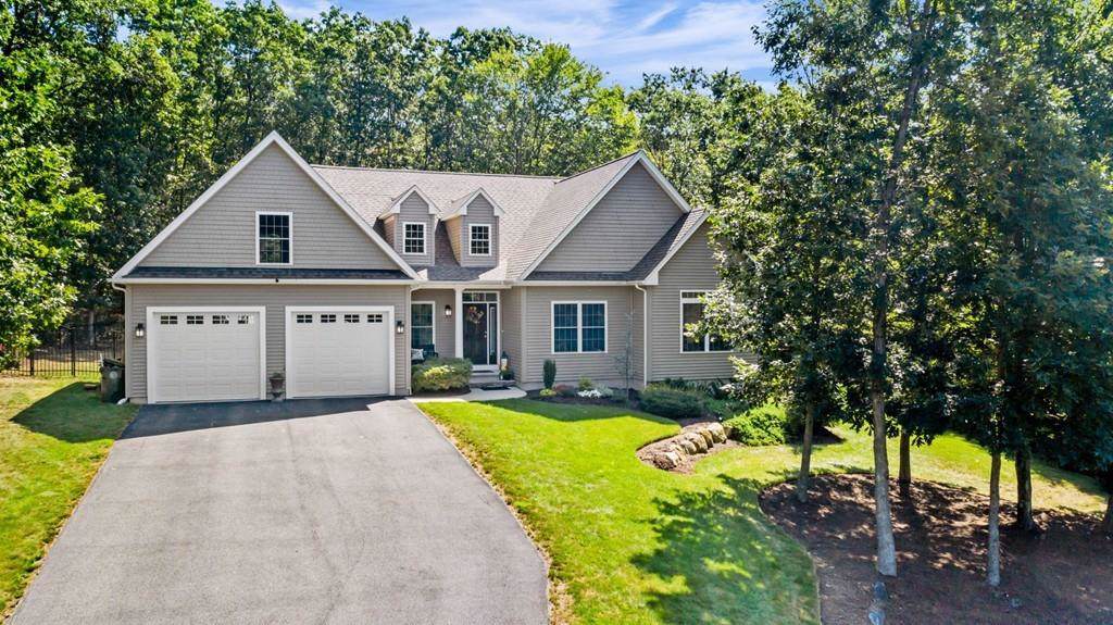 23 Crest Cir - Photo 1